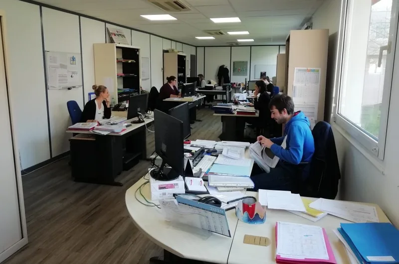 La mise en place et le suivi des séjours en classe de découvertes